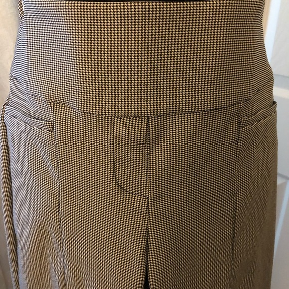 🔥🔥SALE - 3 FOR $30🔥🔥Apt. 9 Houndstooth Pull on Capri - Picture 4 of 6